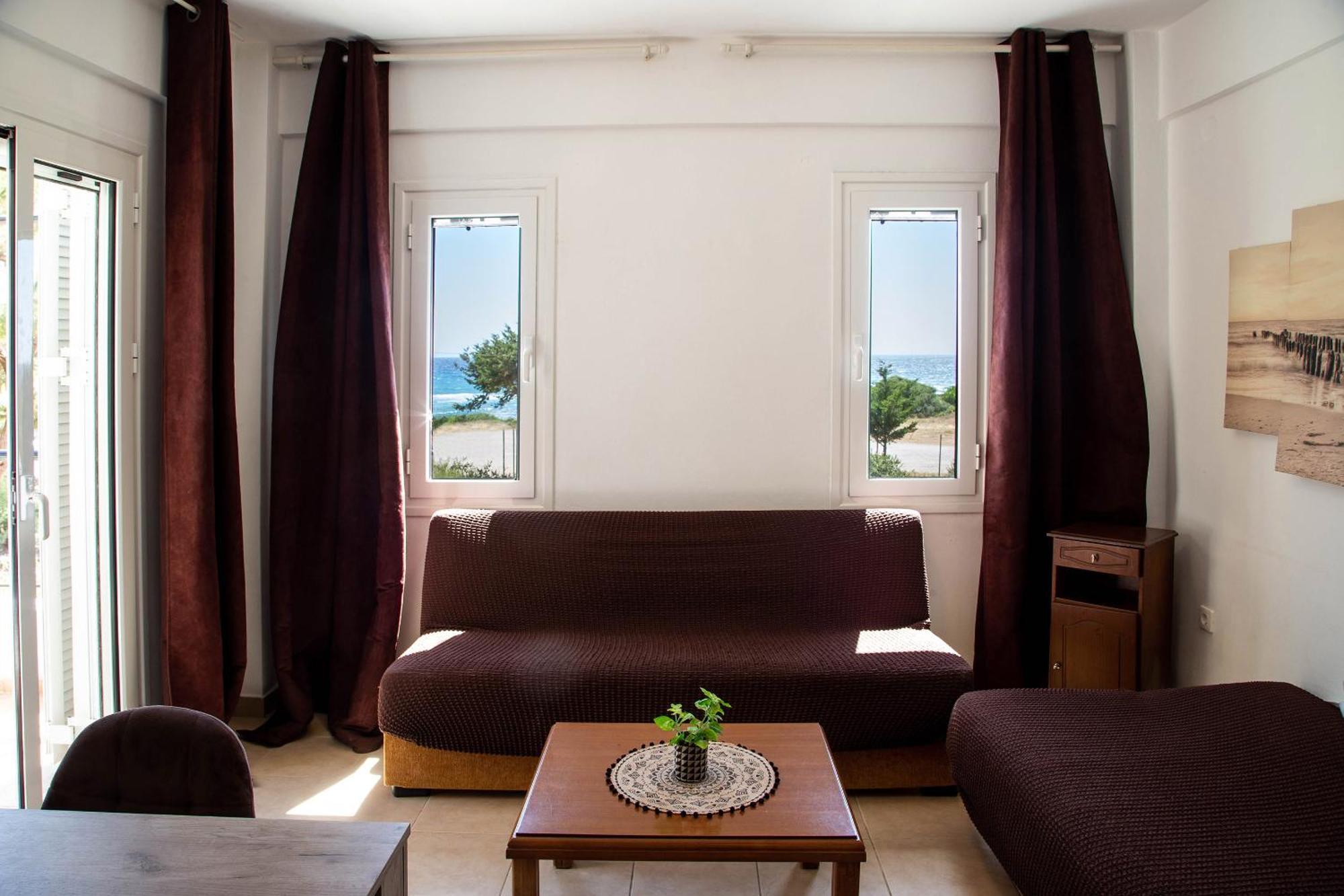Romanos Beach Villas Exterior foto