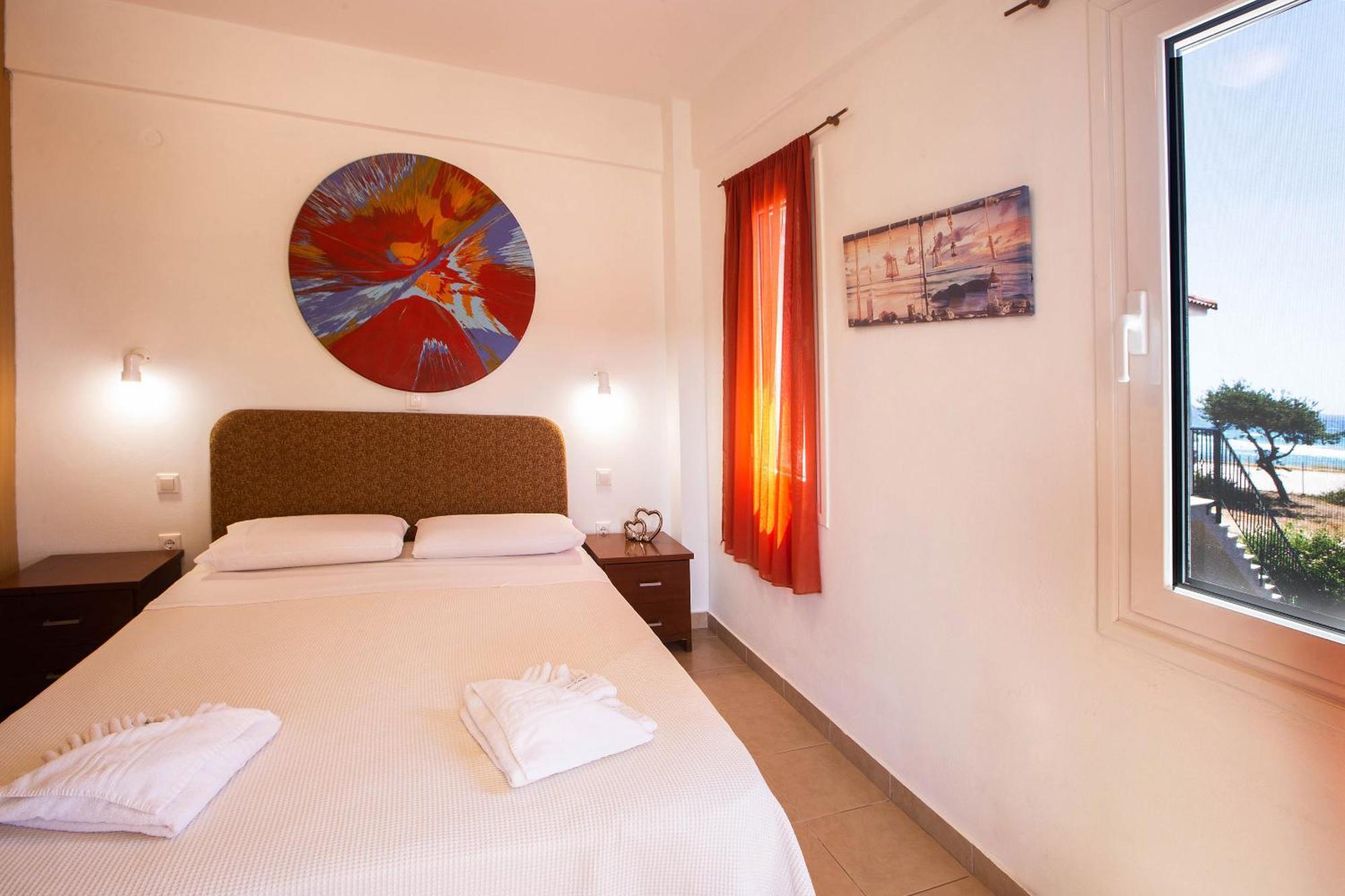 Romanos Beach Villas Exterior foto