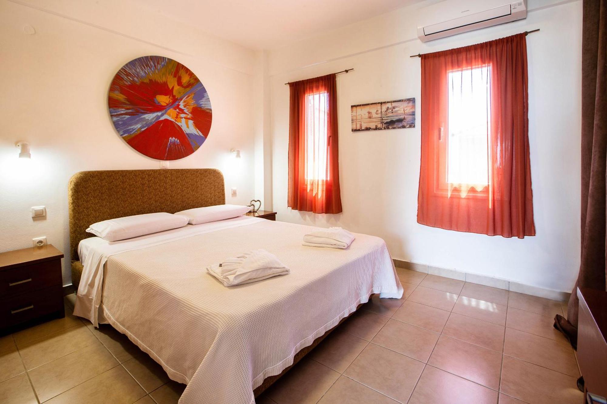 Romanos Beach Villas Exterior foto
